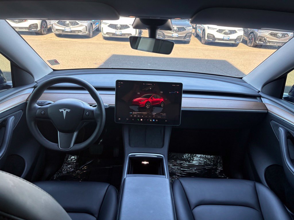 Used 2023 Tesla Model Y Long Range AWD/4WD image 25