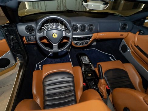 Used 2004 Ferrari 360 Spider image 10