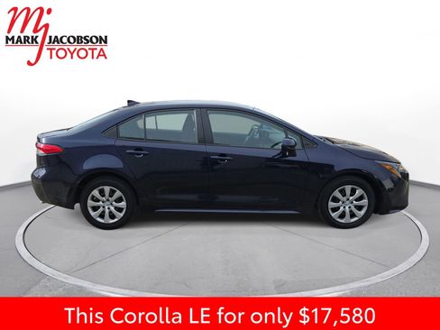 Used 2023 Toyota Corolla LE image 7