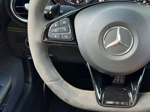 Used 2018 Mercedes-Benz AMG GT R image 25