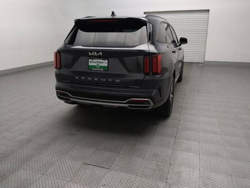 Used 2022 Kia Sorento S w/ Panoramic Sunroof Package image 7