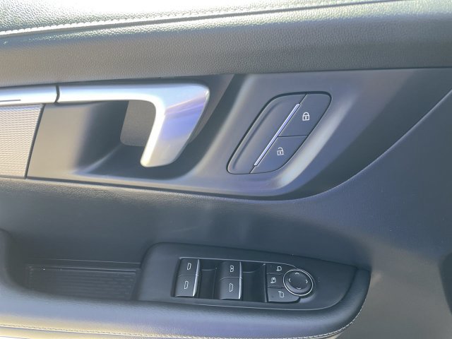 Used 2026 Buick Enclave Sport Touring FWD image 23
