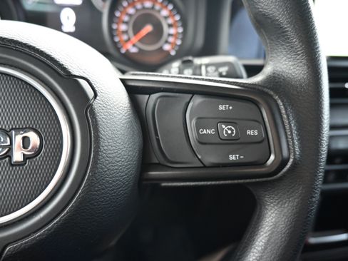 Used 2024 Jeep Wrangler Sport AWD/4WD image 18