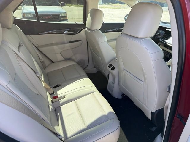Used 2021 Buick Envision Essence w/ Technology Package I AWD/4WD image 4