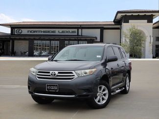 Used 2011 Toyota Highlander 2WD video 1