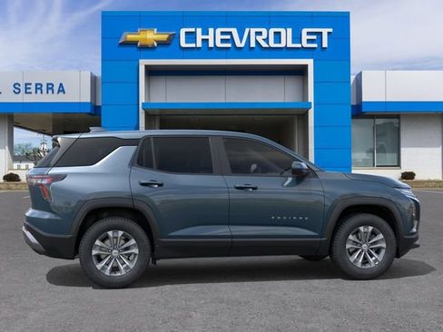 New 2026 Chevrolet Equinox LT w/ Convenience Package II FWD image 5