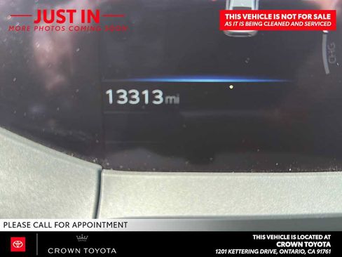Used 2026 Toyota Prius FWD image 10