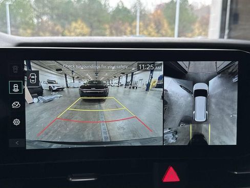 New 2026 Kia Carnival SX Prestige image 25