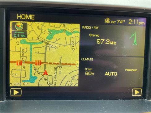 Used 2010 Lincoln MKZ image 27