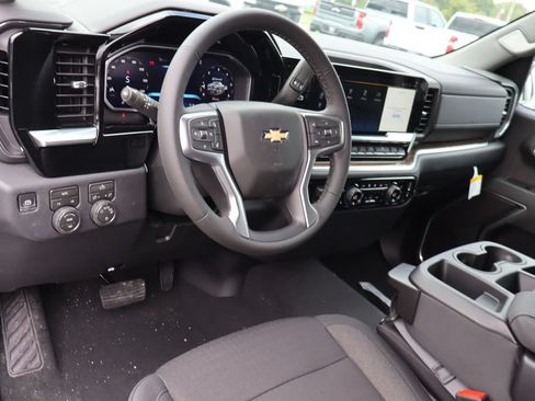 New 2026 Chevrolet Silverado 1500 LT AWD/4WD image 6
