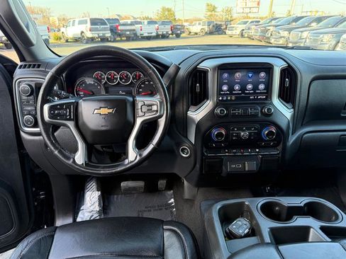 Used 2020 Chevrolet Silverado 1500 LT w/ All-Star Edition image 29