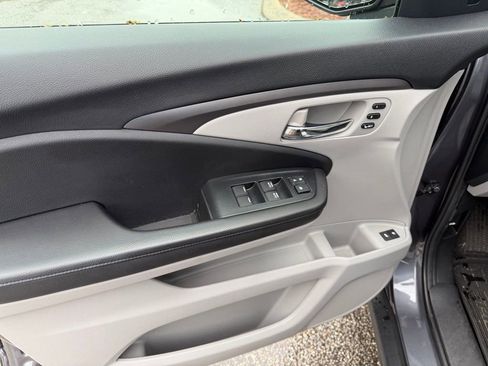 Used 2021 Honda Pilot EX-L image 17