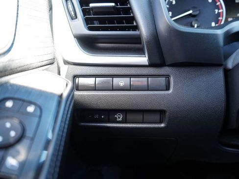 Used 2023 Nissan Rogue SV AWD/4WD image 30