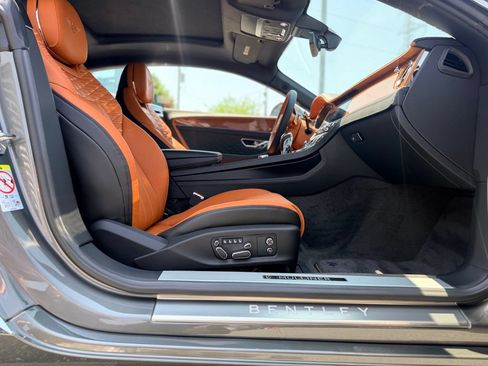 Used 2026 Bentley Continental GT Mulliner AWD/4WD image 15