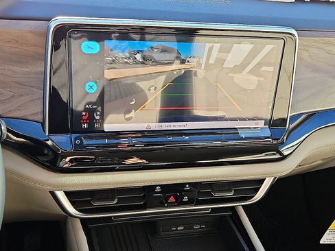 New 2026 Volkswagen Atlas SE image 15