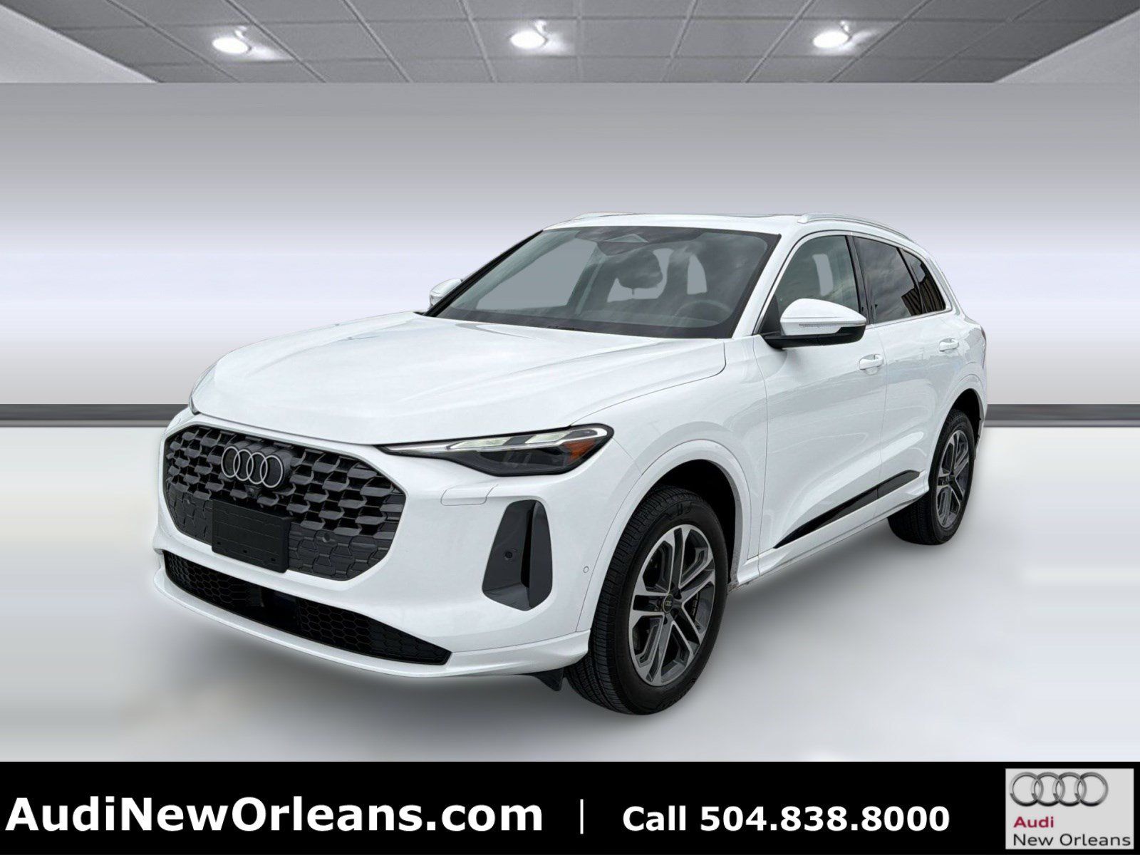 Used 2025 Audi Q5 Premium w/ Convenience Package AWD/4WD image 1