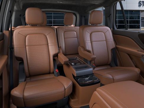 New 2025 Lincoln Aviator Black Label image 11