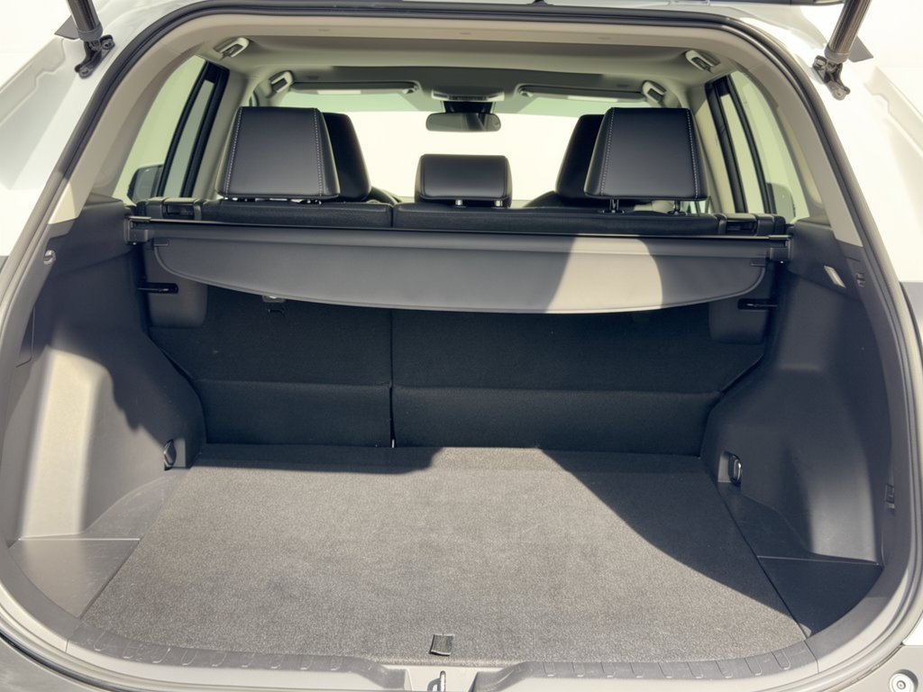 Used 2023 Toyota RAV4 XLE Premium FWD image 28