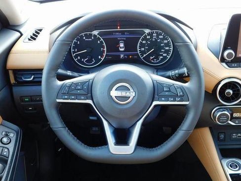 New 2025 Nissan Sentra SV w/ SV Premium Package image 17