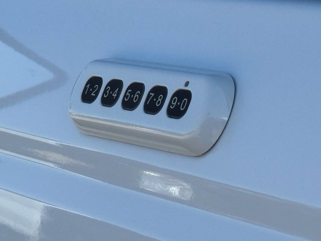 Certified 2023 Ford Bronco Wildtrak AWD/4WD image 12