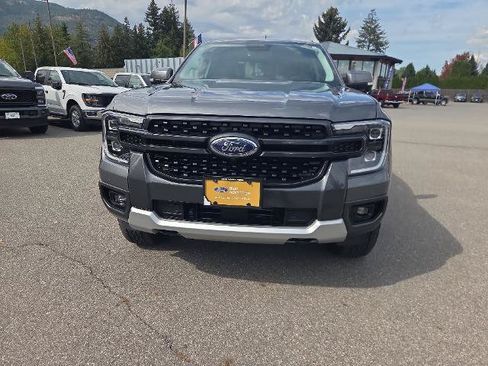 Certified 2025 Ford Ranger Lariat w/ Advanced Towing Package AWD/4WD image 2