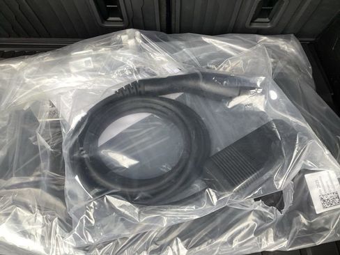 New 2026 Chevrolet Equinox EV LT image 13