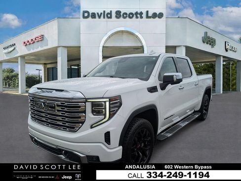 Used 2024 GMC Sierra 1500 Denali w/ Technology Package AWD/4WD image 1