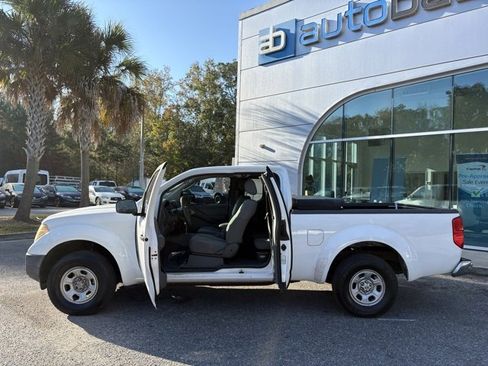 Used 2007 Nissan Frontier XE w/ Preferred Pkg image 24