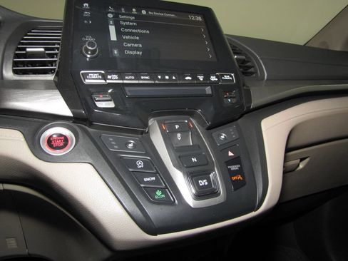 Used 2021 Honda Odyssey EX-L image 7