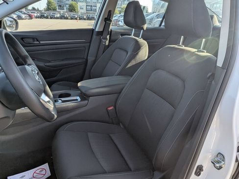 New 2026 Nissan Altima 2.5 SV FWD image 19
