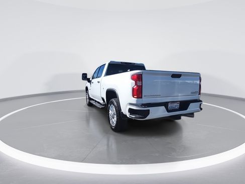 Used 2023 Chevrolet Silverado 2500 High Country w/ LPO, Hitch Package image 7