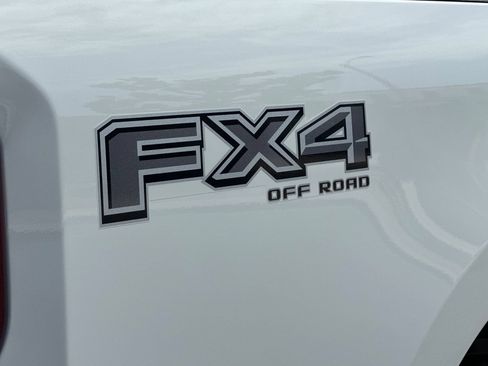 New 2026 Ford F250 XLT w/ XLT Premium Package AWD/4WD image 26