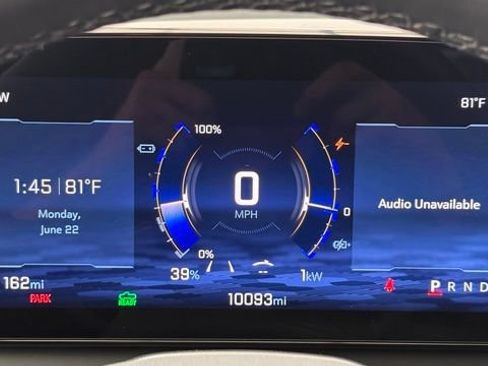 Used 2025 Chevrolet Silverado EV LT AWD/4WD image 35