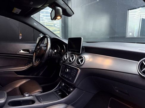 Used 2016 Mercedes-Benz CLA 250 image 27