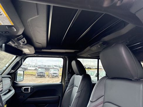 New 2026 Jeep Wrangler Unlimited Rubicon 392 image 18