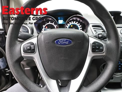 Used 2019 Ford Fiesta SE image 10