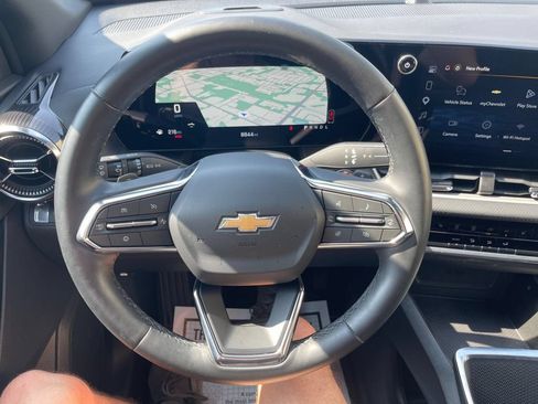 Used 2026 Chevrolet Equinox LT FWD image 15