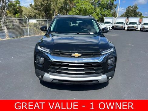 Used 2023 Chevrolet TrailBlazer LT image 2