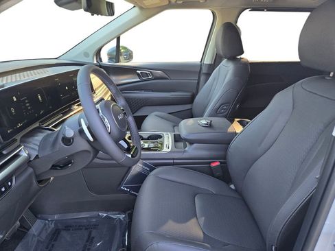 New 2026 Kia Carnival SX Prestige FWD image 18