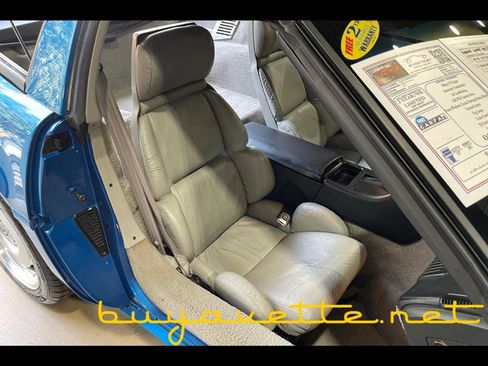 Used 1992 Chevrolet Corvette Coupe image 19