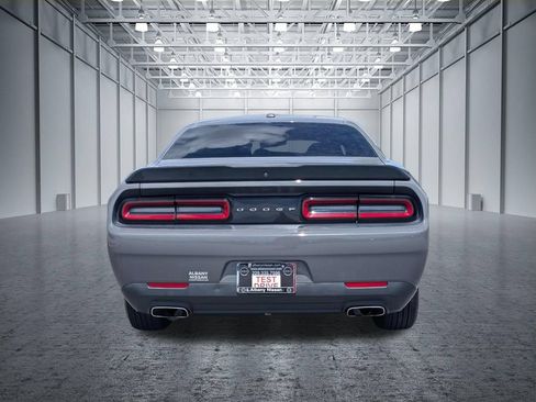 Used 2019 Dodge Challenger SXT w/ Blacktop Package RWD image 7