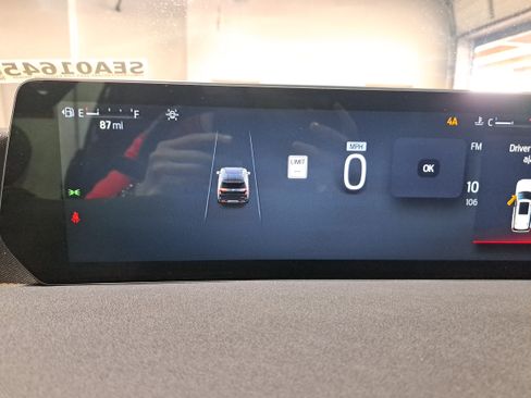 Used 2025 Ford Expedition Tremor AWD/4WD image 20