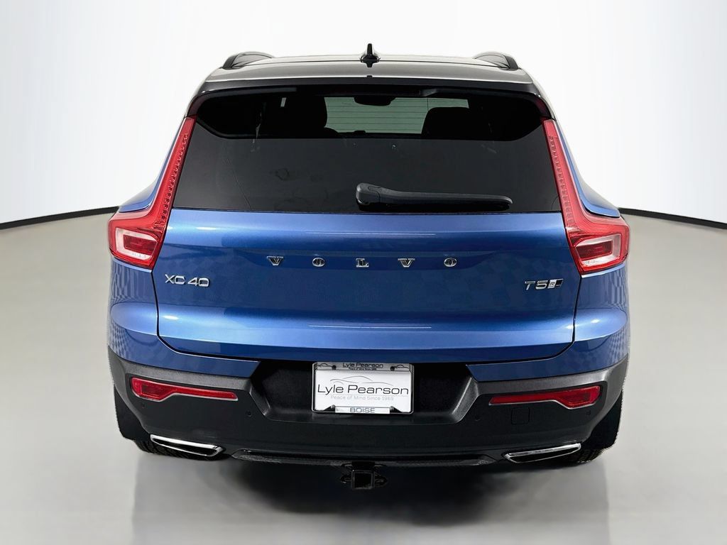 Used 2019 Volvo XC40 T5 R-Design AWD/4WD image 10