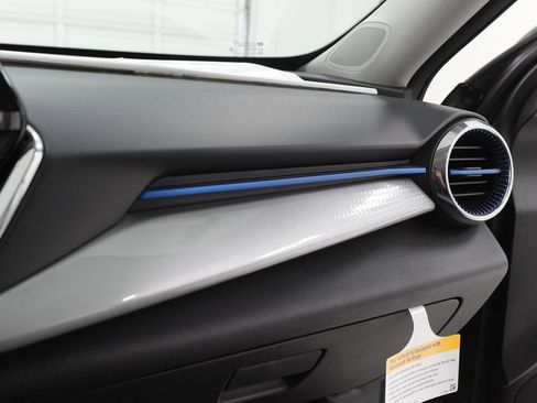 New 2026 Chevrolet Trax LT w/ Driver Confidence Package image 30