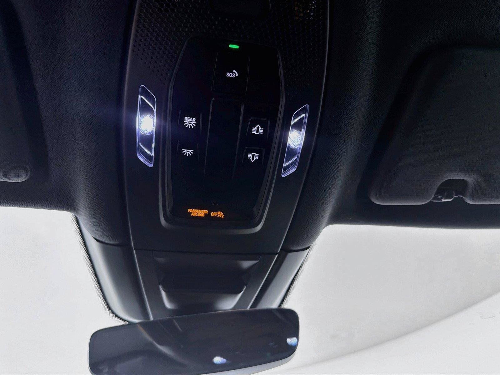 Certified 2024 Porsche Cayenne Coupe AWD/4WD image 25