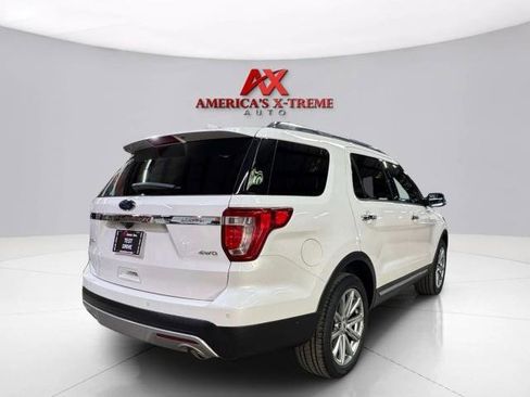 Used 2017 Ford Explorer Limited w/ Equipment Group 301A AWD/4WD image 7