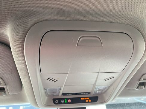 Used 2024 Chevrolet Equinox LT AWD/4WD image 22