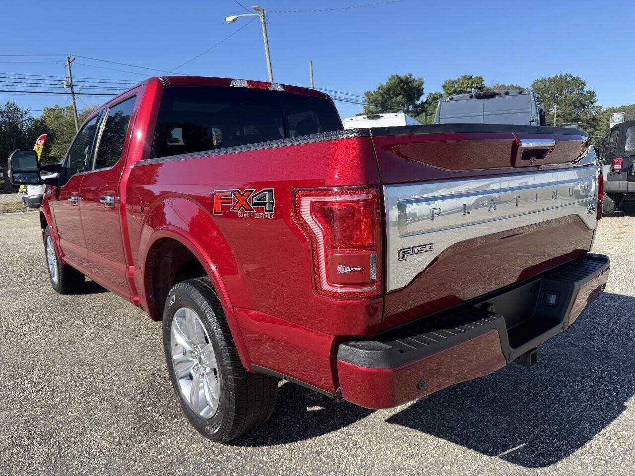 Used 2016 Ford F150 Platinum w/ Equipment Group 701A Luxury AWD/4WD image 22