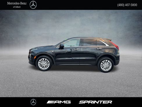 Used 2024 Cadillac XT4 Luxury w/ Cold Weather Package image 2