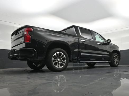 Used 2023 Chevrolet Silverado 1500 High Country w/ Technology Package RWD image 27